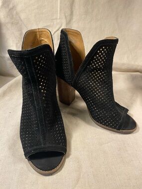 Lucky Brand Larise Black Suede Perforated Peep-Toe Block Heel Booties